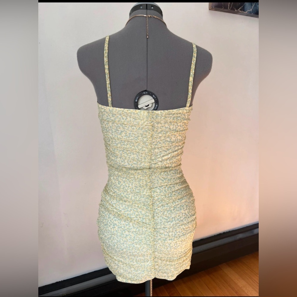 H&M Yellow Floral Ruched Spaghetti Strap Mini Dress - Picture 3 of 7
